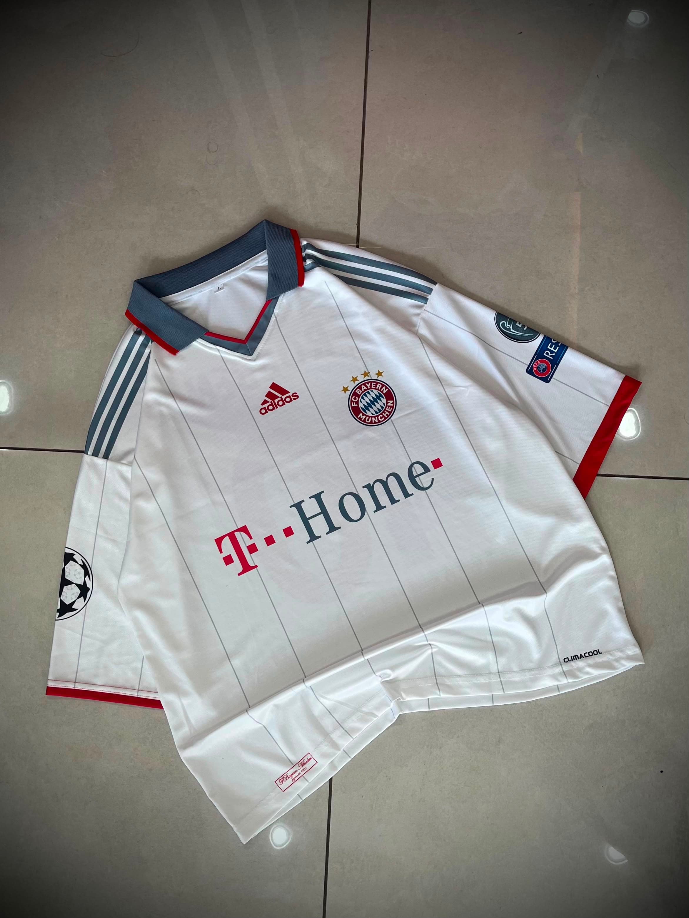 2009-10 Bayern Munich Third / European Shirt football jersey